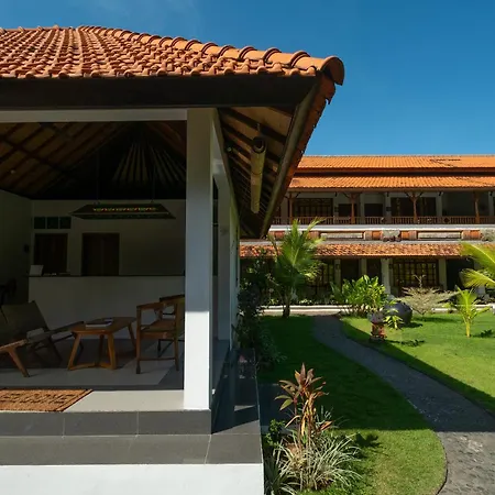 Uns Hotel - Bali
