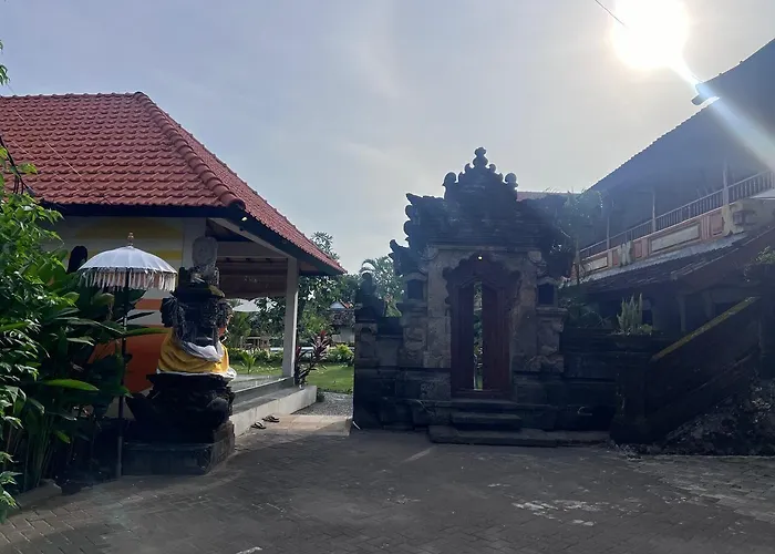Uns - Bali 3*